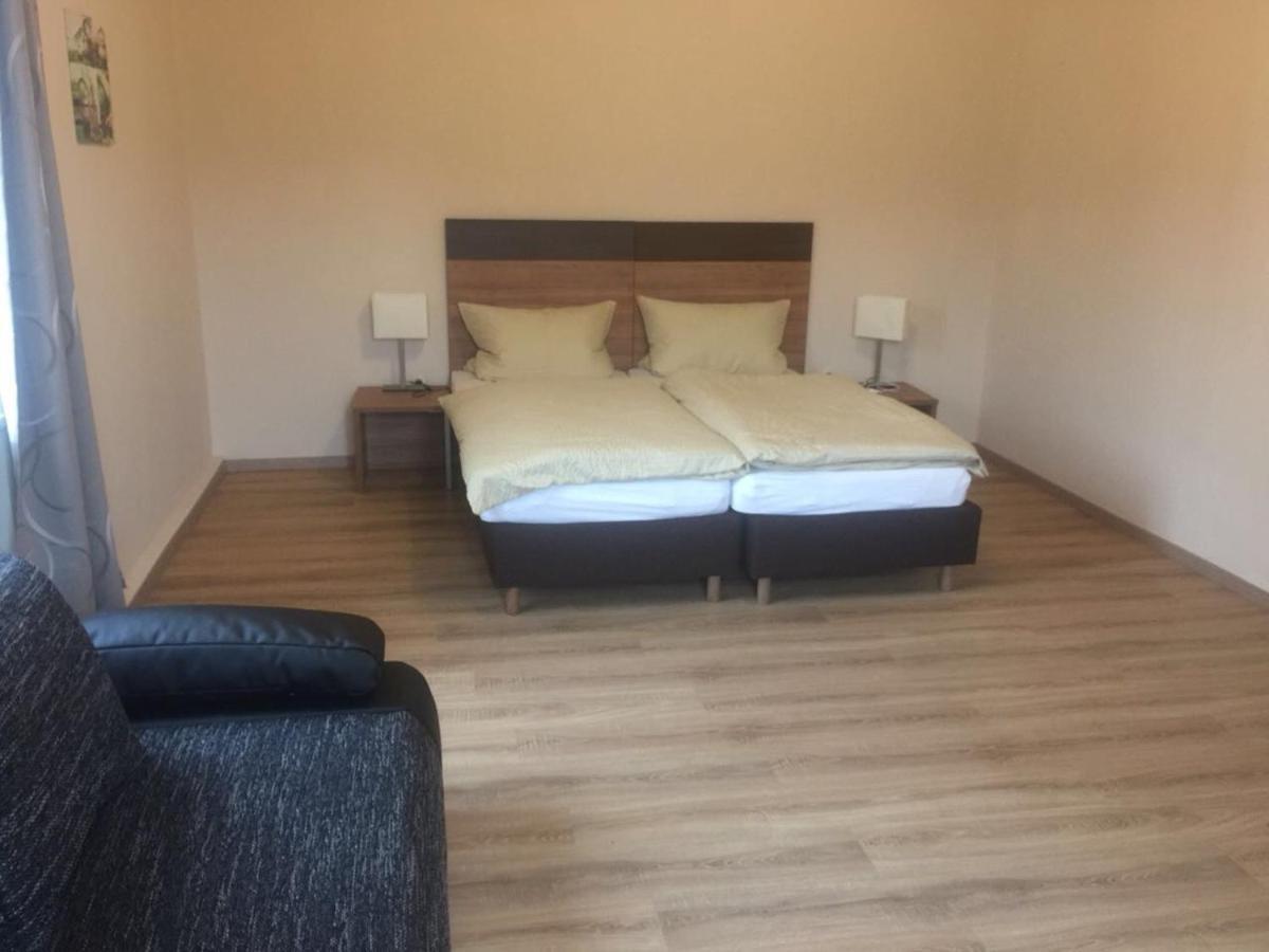 Jujhar'S Gaestehaus Wasserburg Kamer foto